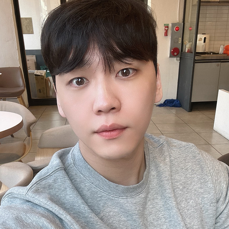 눈밑지방재배치수술이 궁금하시다면 관련 이미지 1