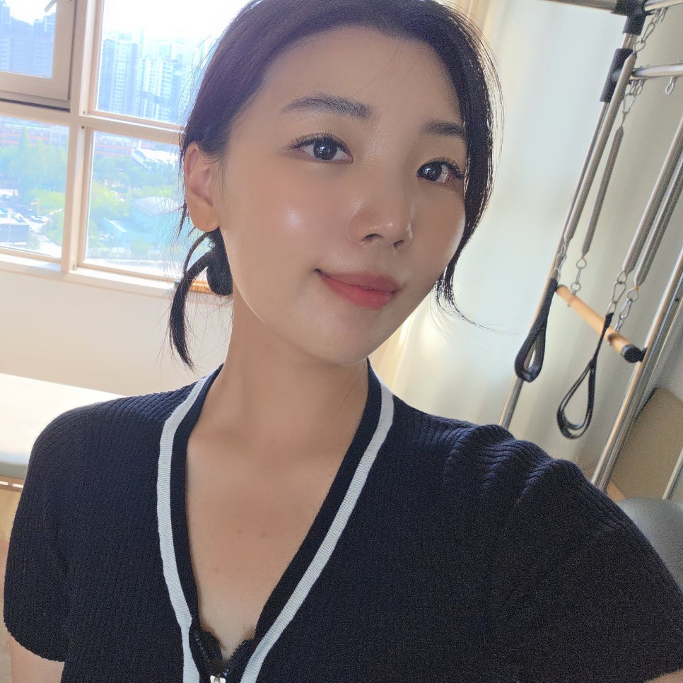 I Fixed My Thick Neck and Trapezius at Once image 2