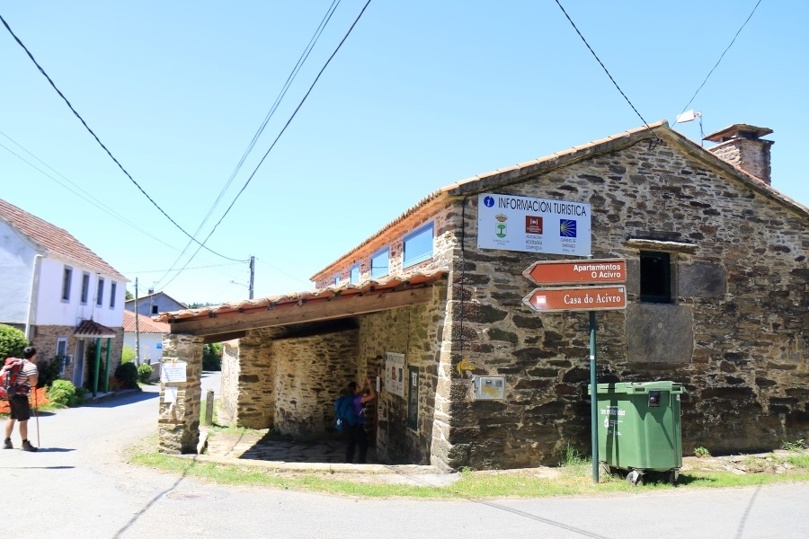 camino de santiago 카미노 데 산티아고 # 4일째-이어지는 길..Arzua ~ Lavacolla 28.3 km...2014.7.21 관련 이미지 22