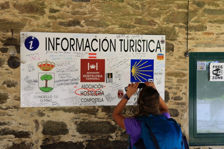 camino de santiago 카미노 데 산티아고 # 4일째-이어지는 길..Arzua ~ Lavacolla 28.3 km...2014.7.21 관련 이미지 23