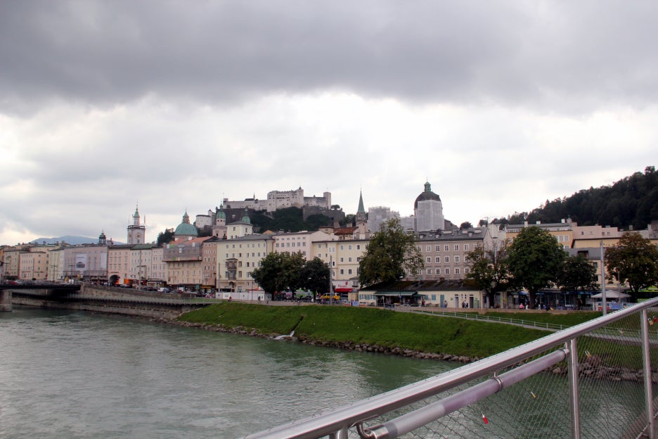 salzburg 를 가로지르는 잘차흐강 관련 이미지 1