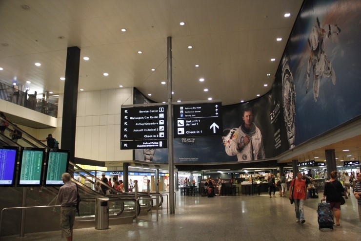 취리히 공항역 zurich Flughafen ... 2013 관련 이미지 2