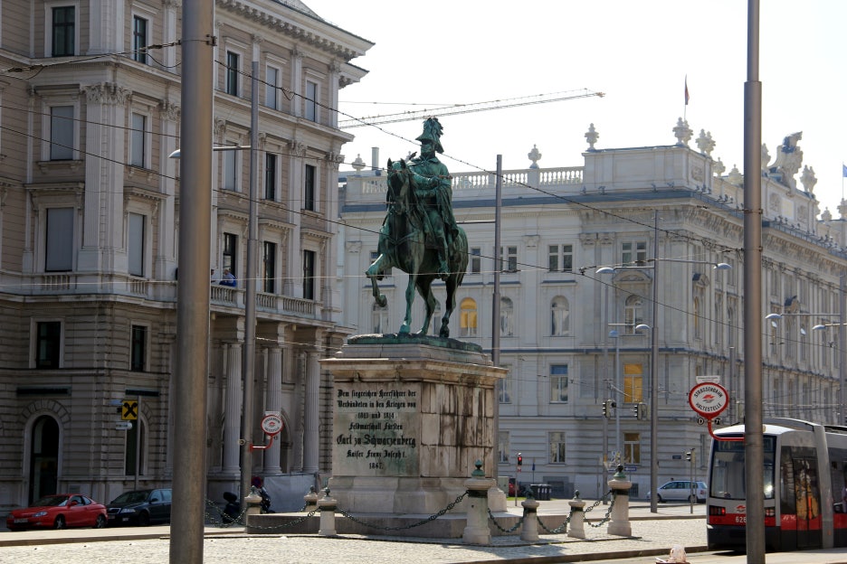 wien..벨베데레궁 가는 트램 D선 타는곳 관련 이미지 1