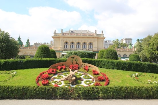 빈 ..Stadtpark에서  Schloss Schonbrunn 쉰부룬으로 # 2011.8.2. 관련 이미지 1