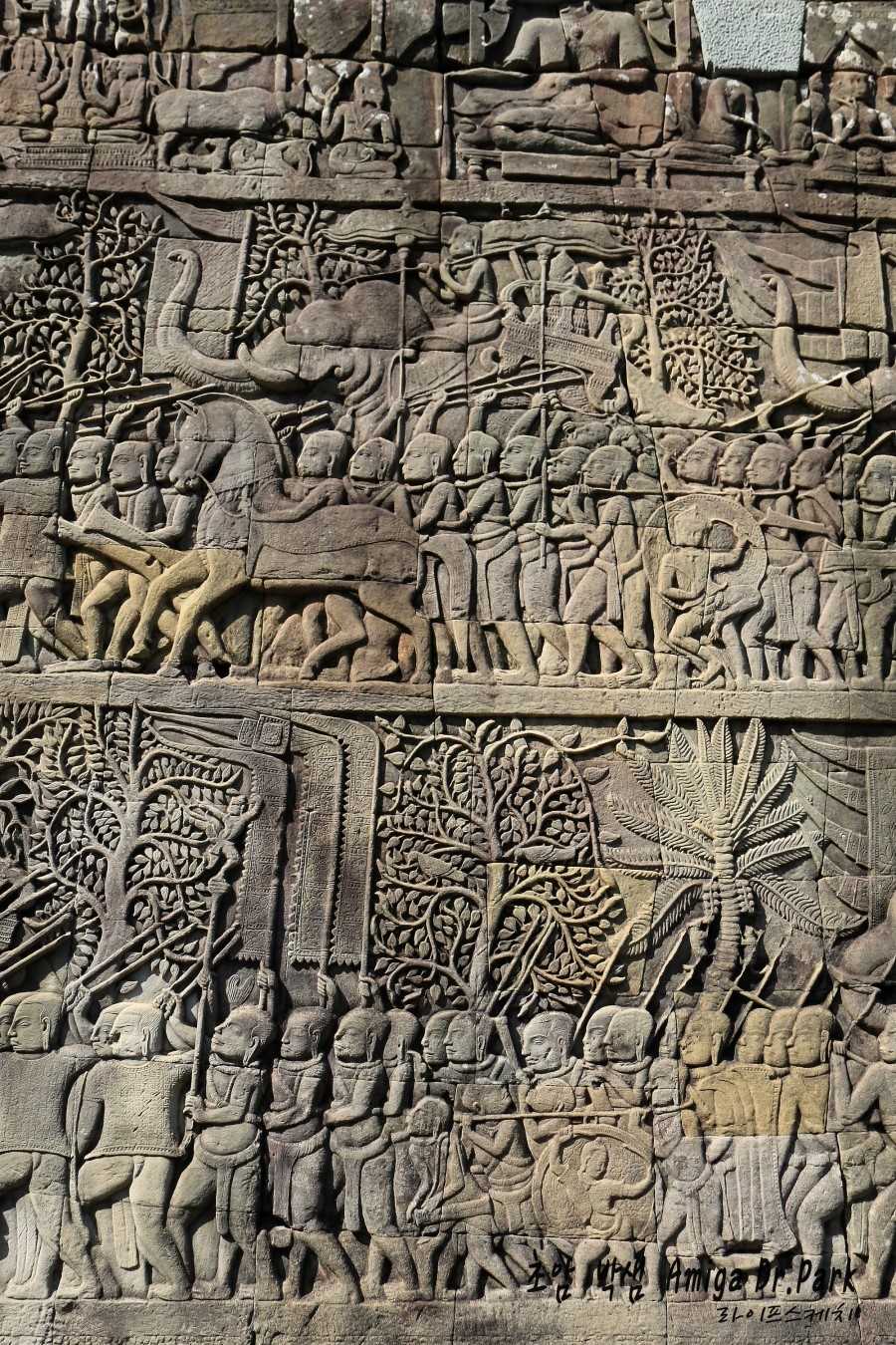 <캄보디아/앙코르와트 자유여행> 3박5일 두근두근!! - Bayon 바이욘사원 #2 /Angkor Thom 앙코르 톰 : 둘쨰날 (2013.12.20 ) 관련 이미지 14