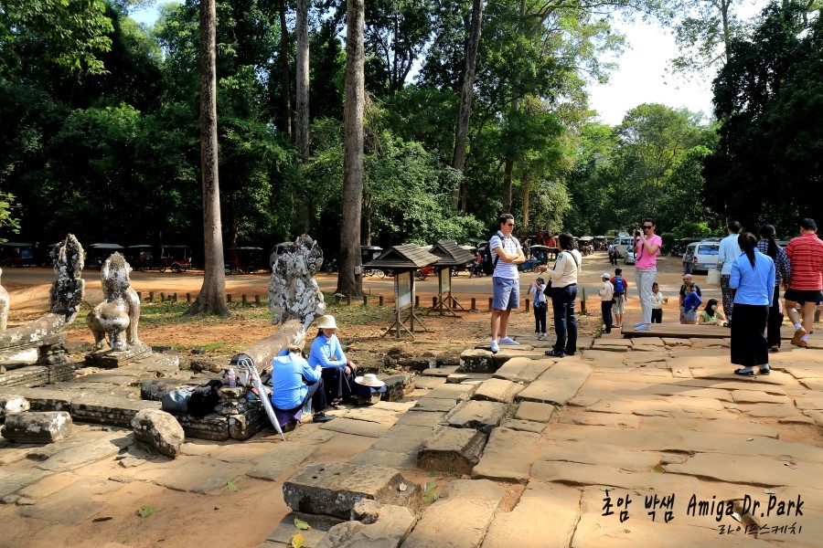 <캄보디아/앙코르와트 자유여행> 3박5일 두근두근!! - Bayon 바이욘사원 #1 /Angkor Thom 앙코르 톰 : 둘쨰날 (2013.12.20 ) 관련 이미지 5
