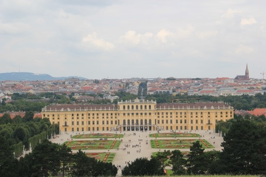 빈 ...Schloss Schonbrunn 쉰부룬궁전 - 3 & 글로리에떼  # 2011.8.2. 관련 이미지 2