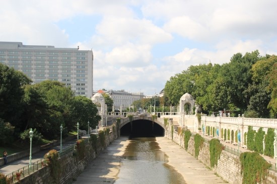 빈 ..Stadtpark에서  Schloss Schonbrunn 쉰부룬으로 # 2011.8.2. 관련 이미지 4