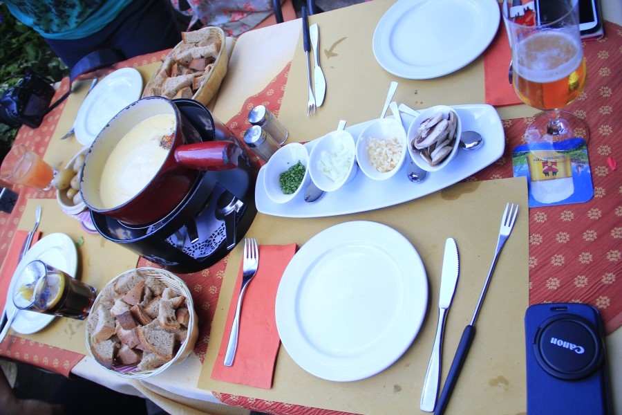 Hotel Oberland of 라우터브루넨 Lauterbrunnen in swiss - Fondue 퐁듀맛집.. ...# 2013년 7월 24일 관련 이미지 4