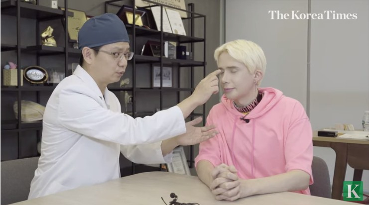 뷰 성형외과 K-POP 효과로 외국인 고객 유치 관련 이미지 7