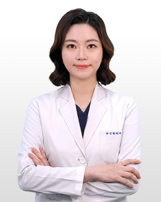 [인터뷰] New Viewtist, 이훈주 원장님의 가슴성형 계획 A to Z✨ 관련 이미지 1