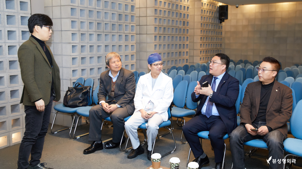 뷰성형외과 미콘캐시 엠페이 결제 시스템 도입 협약식 관련 이미지 5