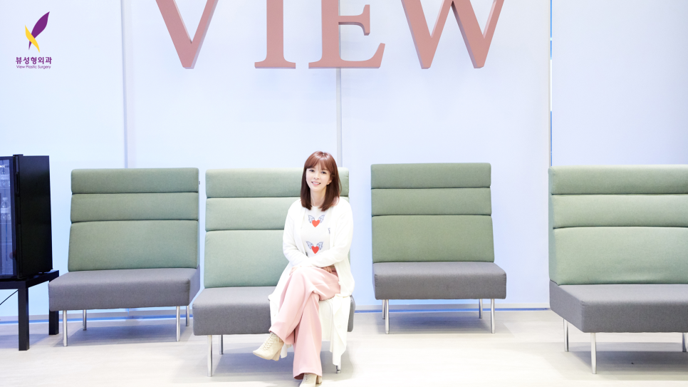 대한민국 배우 신은정, 뷰성형외과 방문 하다! 관련 이미지 2