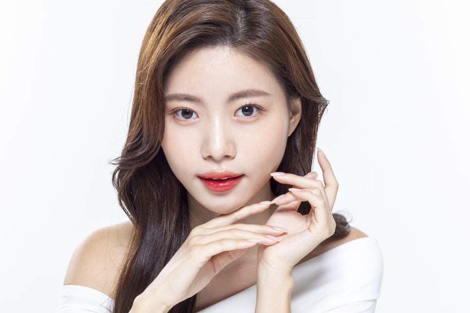 Worried About Cheek Hollowing as a Side Effect of Thermage? — Dermatology Specialist in Samseong-dong image 6