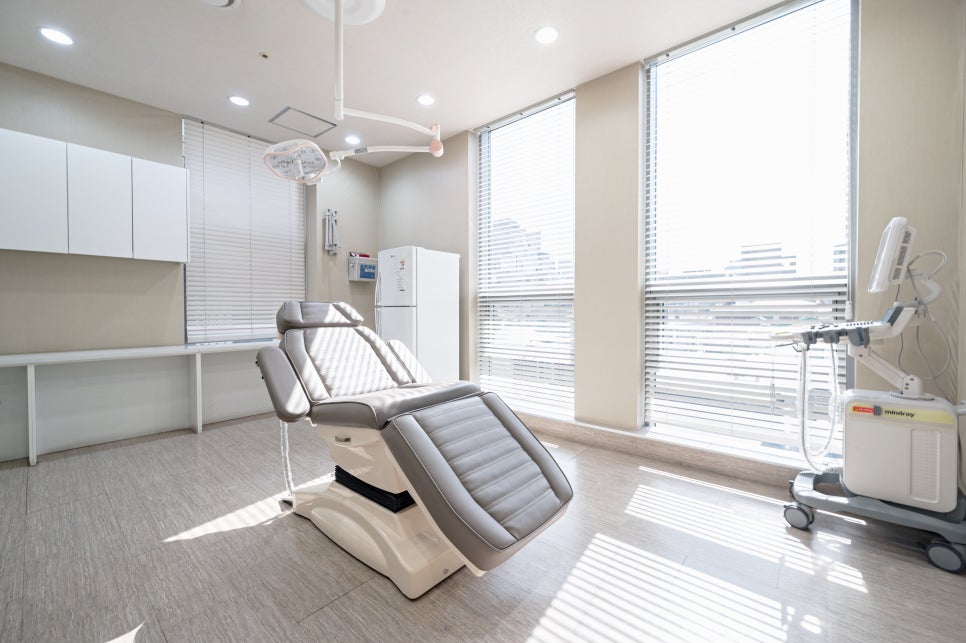 Understanding Swelling After Onda Lifting and Changes Before and After Density Lifting - Dermatology Specialist in Samseong-dong image 7