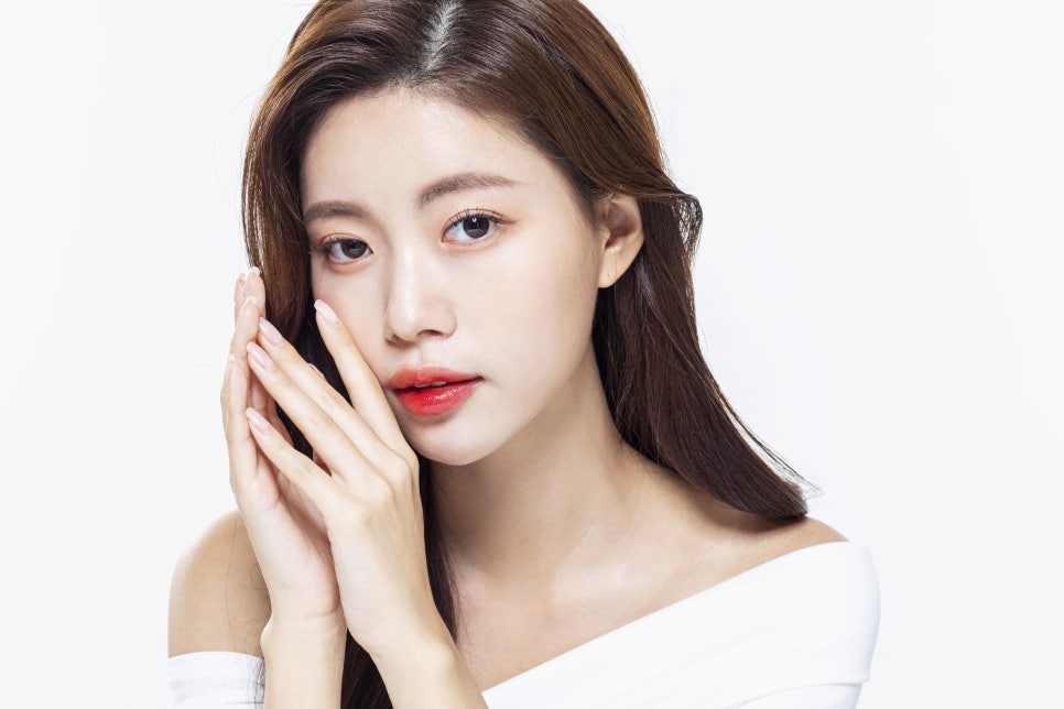 Under-Eye Filler Duration: Understanding Natural Changes and the Flow of Longevity - Dermatology Specialist in Samseong-dong image 8