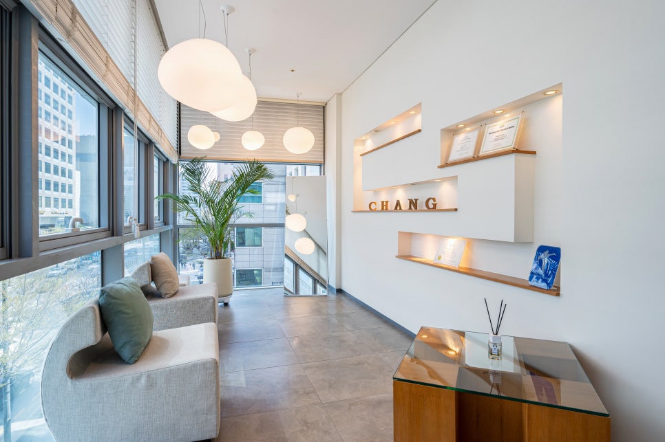 Meet the Medical Team at Chang Dermatology: Five Dermatologists Providing Care at Samseong Station Dermatology Clinic - Dermatology Specialist in Samseong-dong image 1