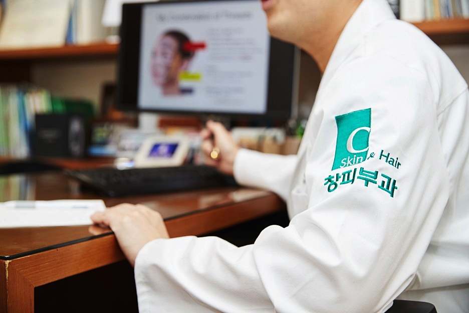 Jamsil Contour Injections for a Smooth Facial Line? — Samseong-dong Dermatology Specialist image 8