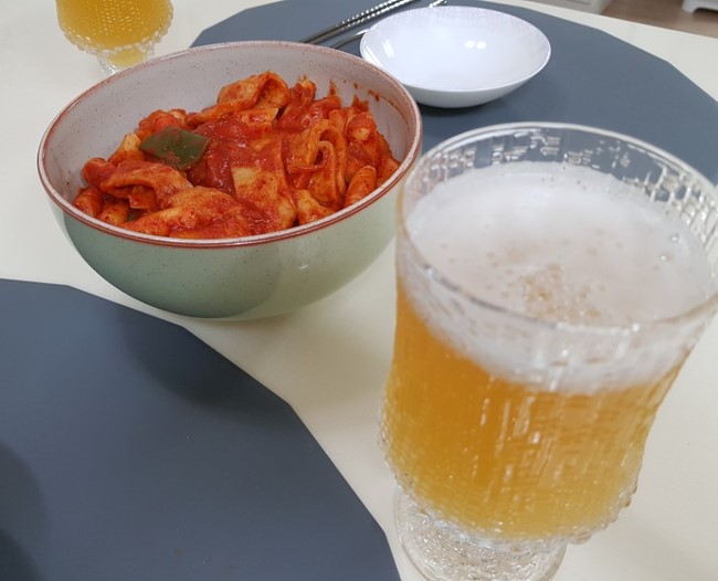 매콤달콤떡볶이 그리고맥주 관련 이미지 1