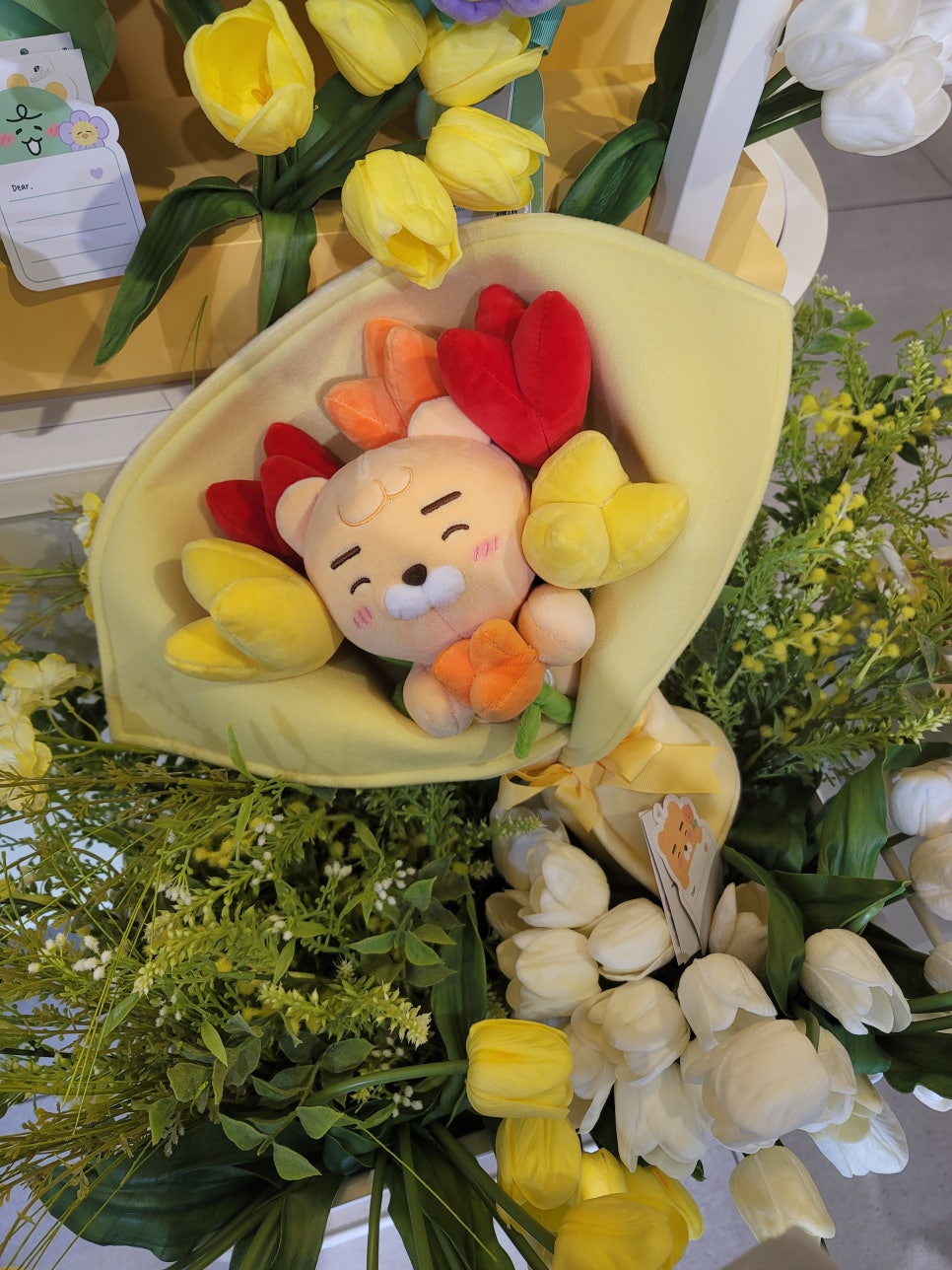 인형꽃다발도 귀엽네용 관련 이미지 1
