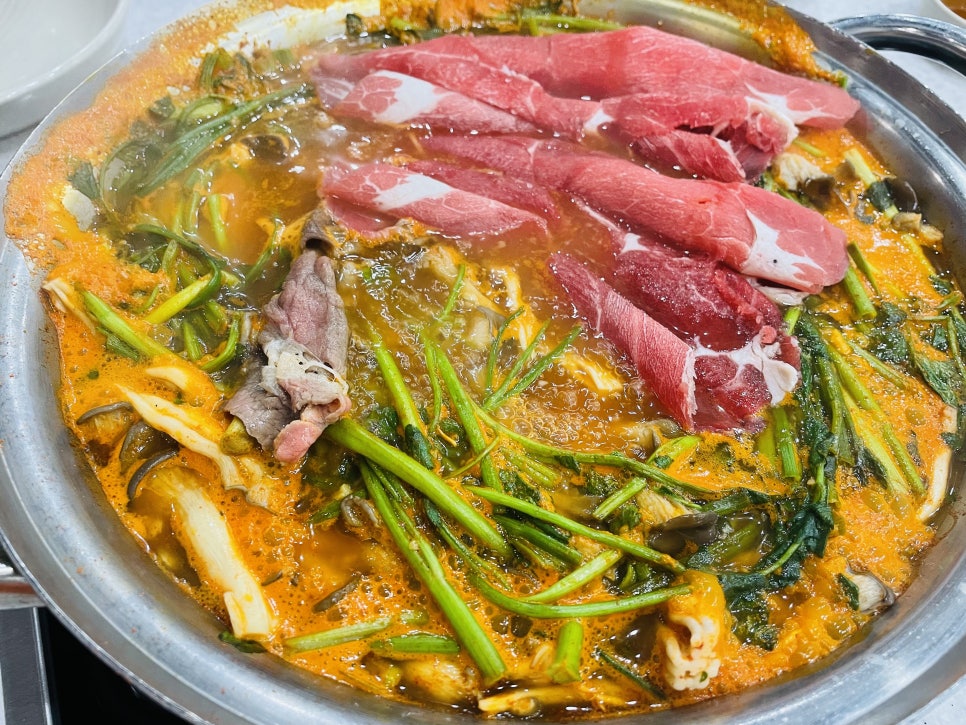 The First Shabu Kalguksu Place I Visited, image 1