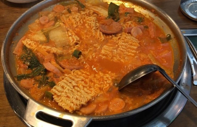 보글보글부대찌개 그리고 공깃밥하나 관련 이미지 1