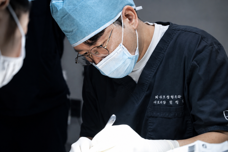 눈처짐 성형외과 상안검 vs 하안검, 좌우 교정 차이 정리해드립니다 관련 이미지 8