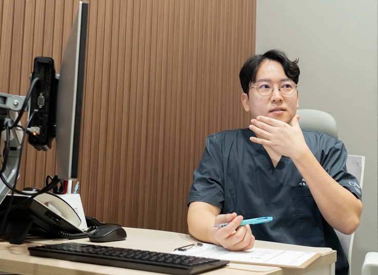 잠실눈성형, 자연스러운 결과를 위한 관련 이미지 9