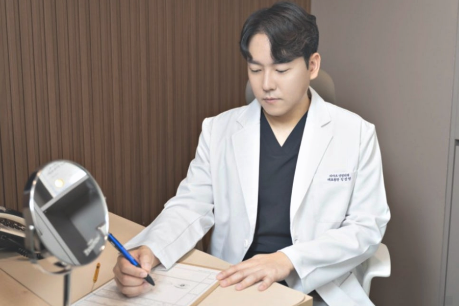잠실리프팅, 실리프팅 후 얼굴 커짐 방지하는 디자인의 한 끗 관련 이미지 1