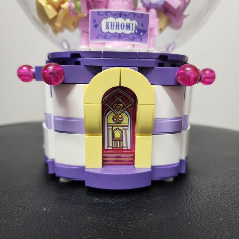 The Detail of the Director of a Plastic Surgery Clinic in Jamsilsaenae, Shown Through Assembling the Keeppley Kuromi Music Box. image 6