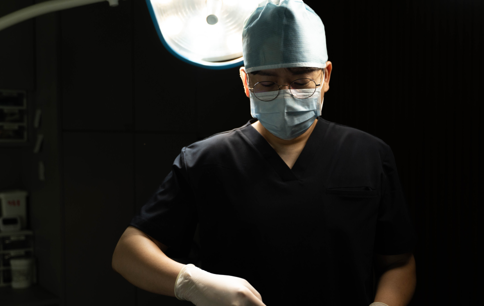 Lower Eyelid Surgery for Middle-Aged Adults Is Not Necessary for Everyone image 2
