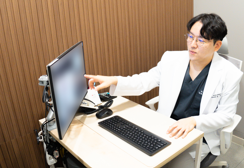 중년눈성형, 처진 눈꺼풀 때문에 고민이시죠? - 피아프의원 관련 이미지 6