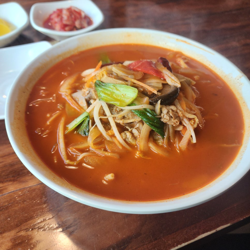 상ㆍ하안검 눈 수술을 하면 생각나는 잠실새내의 작은 숨구멍, 혹시 차돌짬뽕 좋아하시나요? 관련 이미지 2