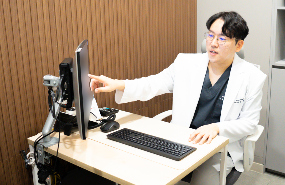 눈성형잘하는병원, 부작용 피하고 싶다면? 이것 확인하세요 관련 이미지 1