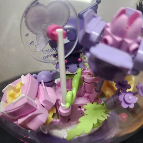 The Detail of the Director of a Plastic Surgery Clinic in Jamsilsaenae, Shown Through Assembling the Keeppley Kuromi Music Box. image 5