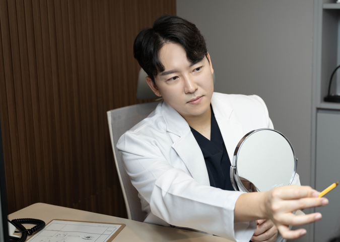 눈썹거상수술? 눈전문 성형외과 선택 기준 짚어드립니다 관련 이미지 9