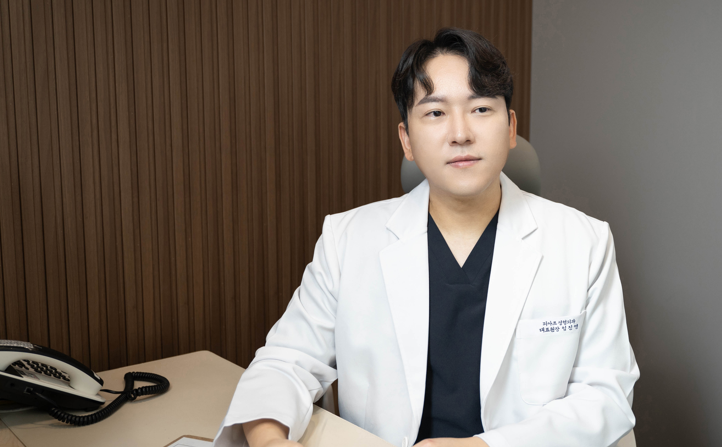 If you're worried about acne and pores, read this: Jamsil Naru Dermatology image 12