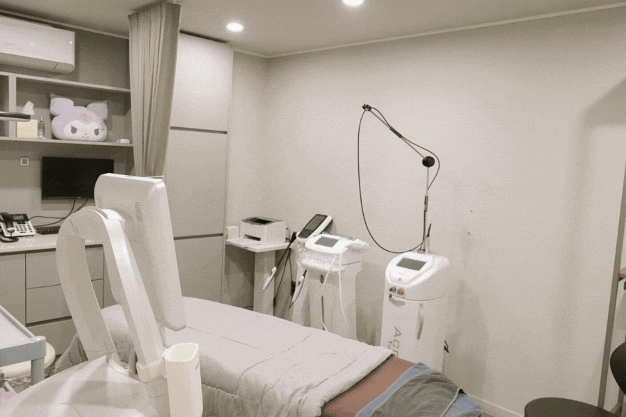Gangnam Lower Blepharoplasty: 3 Important Precautions You Must Know Before Visiting the Clinic - PIAF Clinic image 7