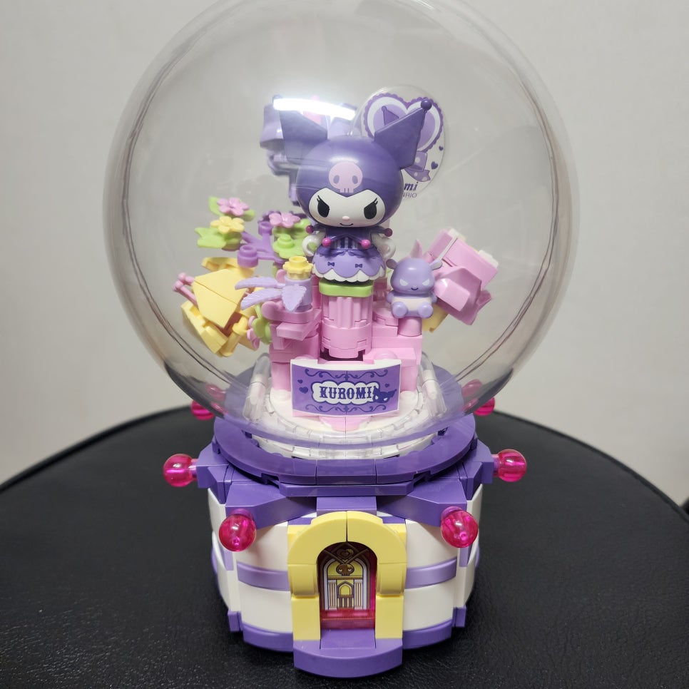 The Detail of the Director of a Plastic Surgery Clinic in Jamsilsaenae, Shown Through Assembling the Keeppley Kuromi Music Box. image 3
