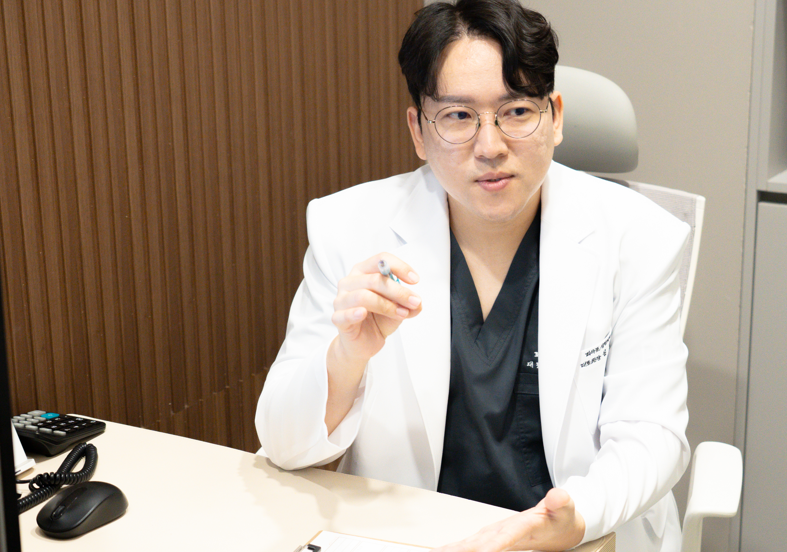Bangi-dong Plastic Surgery: How to Get Double Eyelid Surgery Without Regret <Must Read> image 3