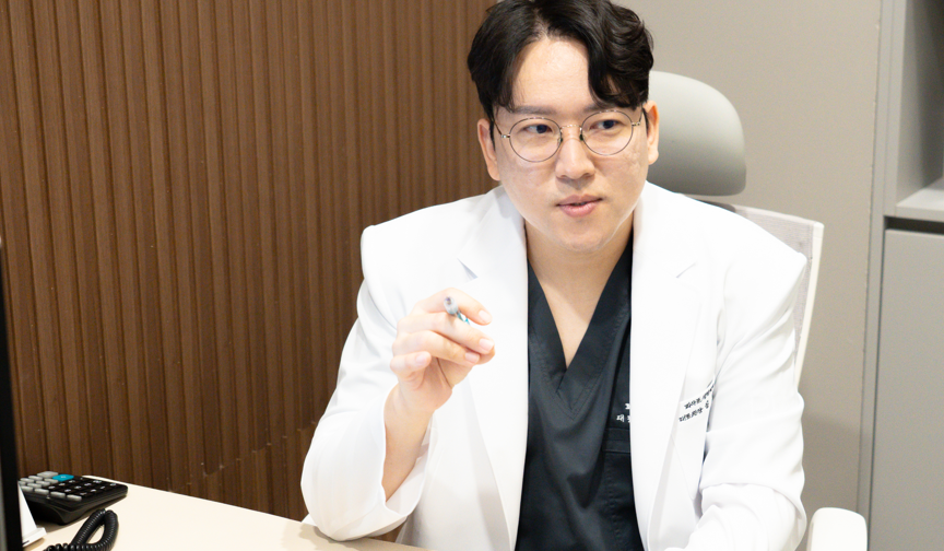 Konkuk University Upper Eyelid Surgery? Realistic Reasons You Should Also Consider Lower Eyelid Surgery - Piaf Clinic image 3