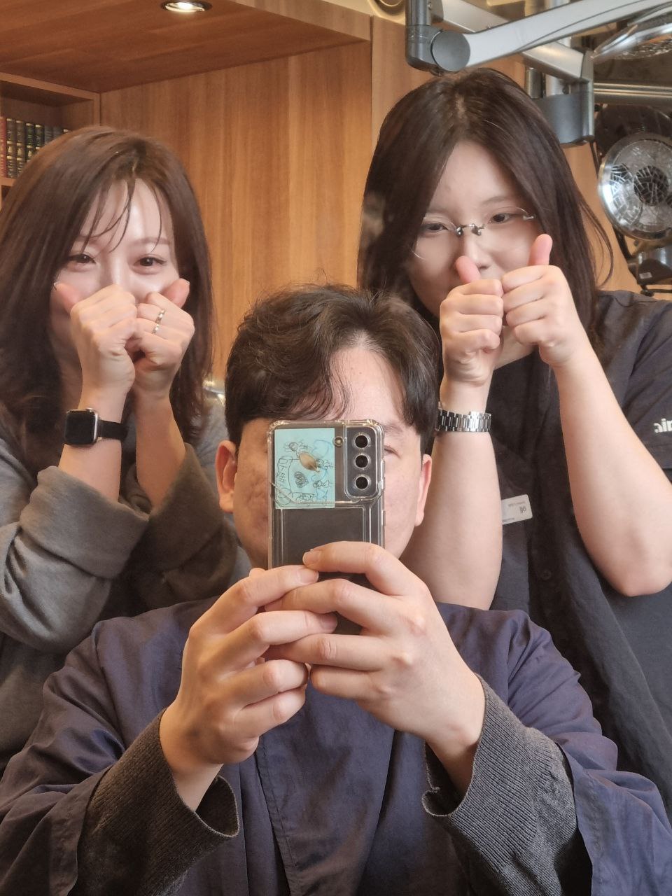 바빴던 겨울 끝에 드디어 미용실 의자에 앉았습니다 관련 이미지 4