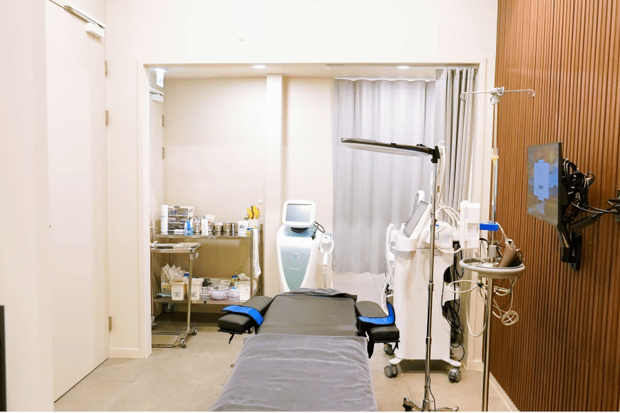 Eyebrow Lift Surgery Review? Here’s One Important Thing to Know image 4