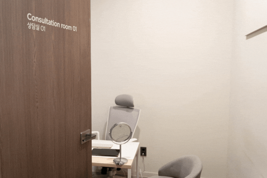 Read This First if You Want to Avoid Double Eyelid Revision Surgery at Jamsil Station Plastic Surgery Clinic <Written by a Doctor> image 12