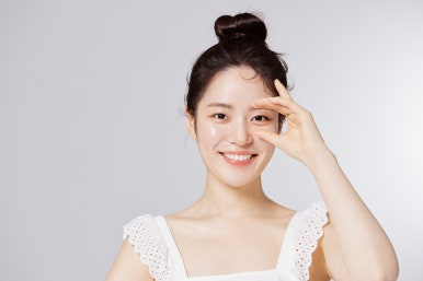 The Difference Between Lower Eye Fat Repositioning and Lower Blepharoplasty, the Snapback Test, and the Distraction Test #Gangnam Plastic Surgery Objet image 9