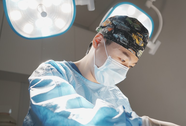 Does Lower Eyelid Fat Repositioning Make Your Aegyosal Disappear? - Dr. Kim Hyun-jo’s Answer image 5