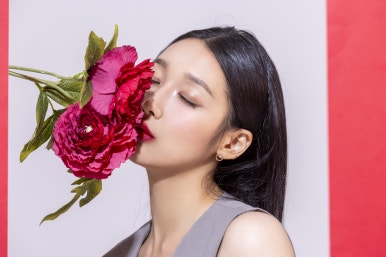 How to Use Double Eyelid Tape Properly image 5