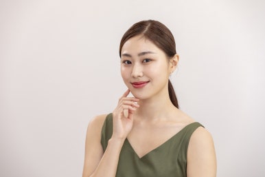 How to Prevent Nasolabial Folds image 2