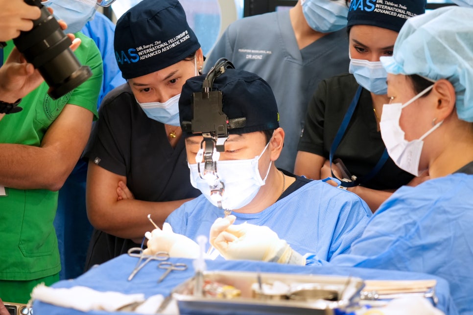 For Overseas Plastic Surgery Specialists image 6