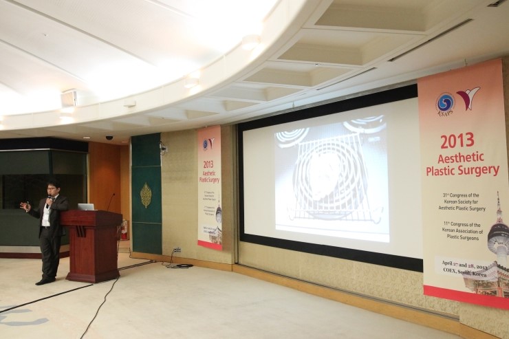 대한미용성형학회 2013 코엑스 울트라포머 와 울쎄라 비교 발표 / 김종서성형외과 / 초음파 얼굴 리프팅 2013.4.27 코엑스 관련 이미지 1